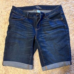 Time and true Midrise Bermuda shorts